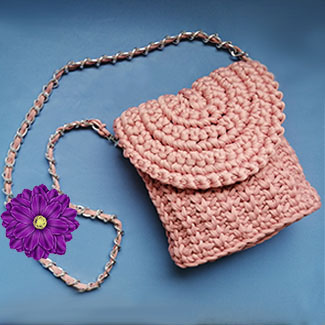 Bolso o cartera tejida a mano. Bolsos personalizados. Carteras personalizadas.Bolsos en trapillo. Talykí Taller de Tejidos y diseño textil