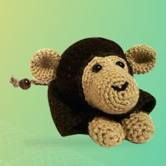 Llaveros tejidos personalizados. Llavero de mico guardallaves. Llavero originales. Llavero de mico o mono tejido a crochet. Talykí Taller de Tejidos y diseño textil